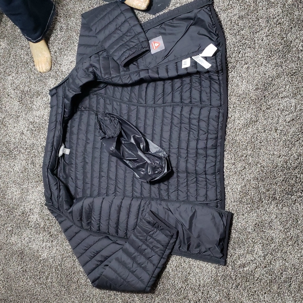 Joe Fresh Lightweight Packable Black Puffer Jacket Size Large - Picture 12 of 14